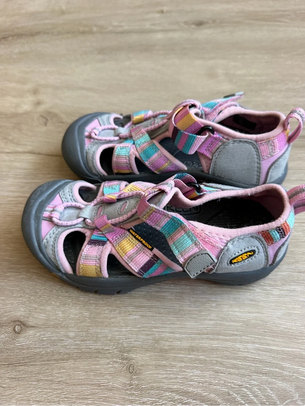 Keen Venice H2 Waterproof sandal Girls SZ 12 Lilac Pink